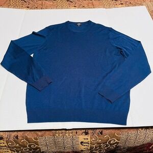 Uniqlo 100% Wool sweater men's large blue‎ long sleeve Very soft  *FLAWED